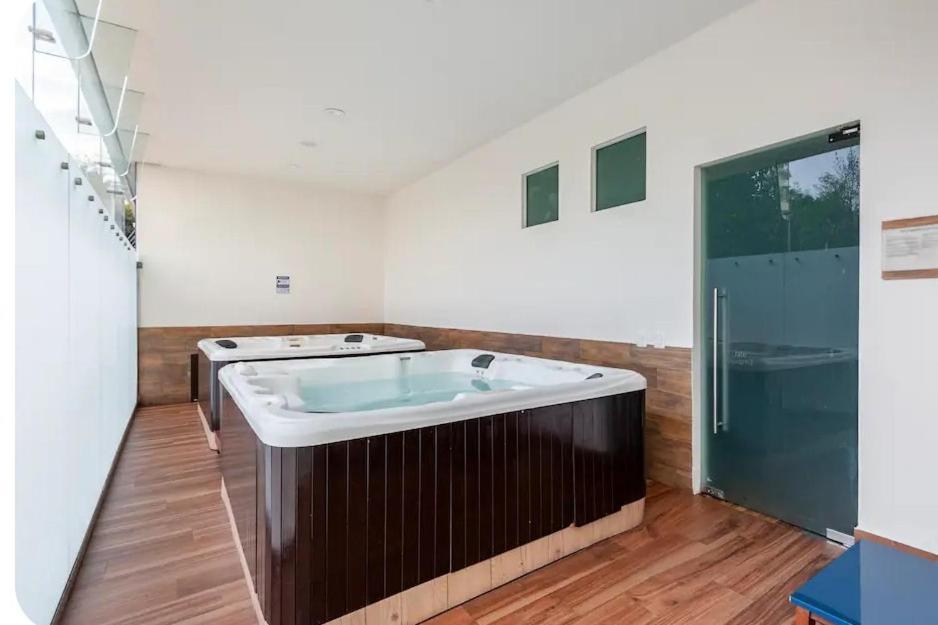 Luxury With Incredible Amenities Mexico City