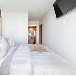 Luxury Apartement With Incredible Amenities